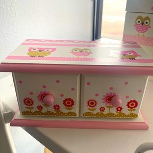 Small 2 drawer owl print keepsake box